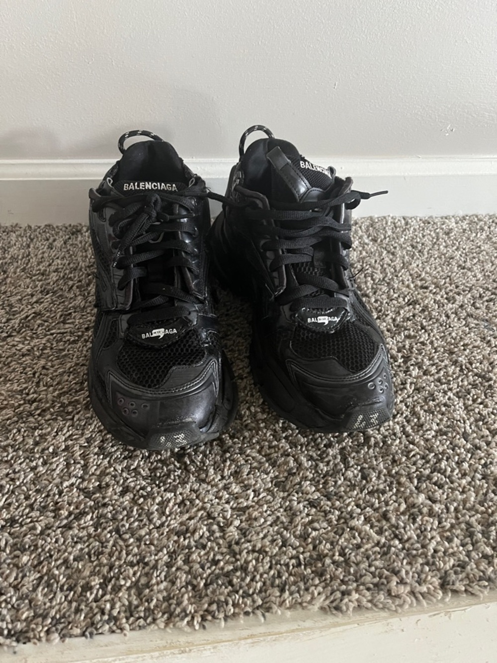Balenciaga Black runners